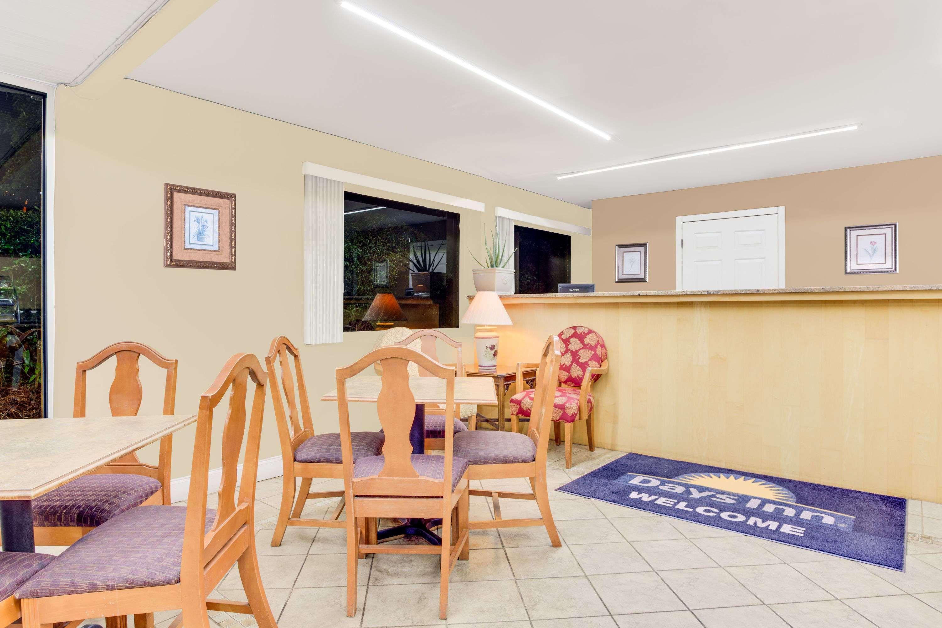 Americas Best Value Inn אייקן מראה חיצוני תמונה