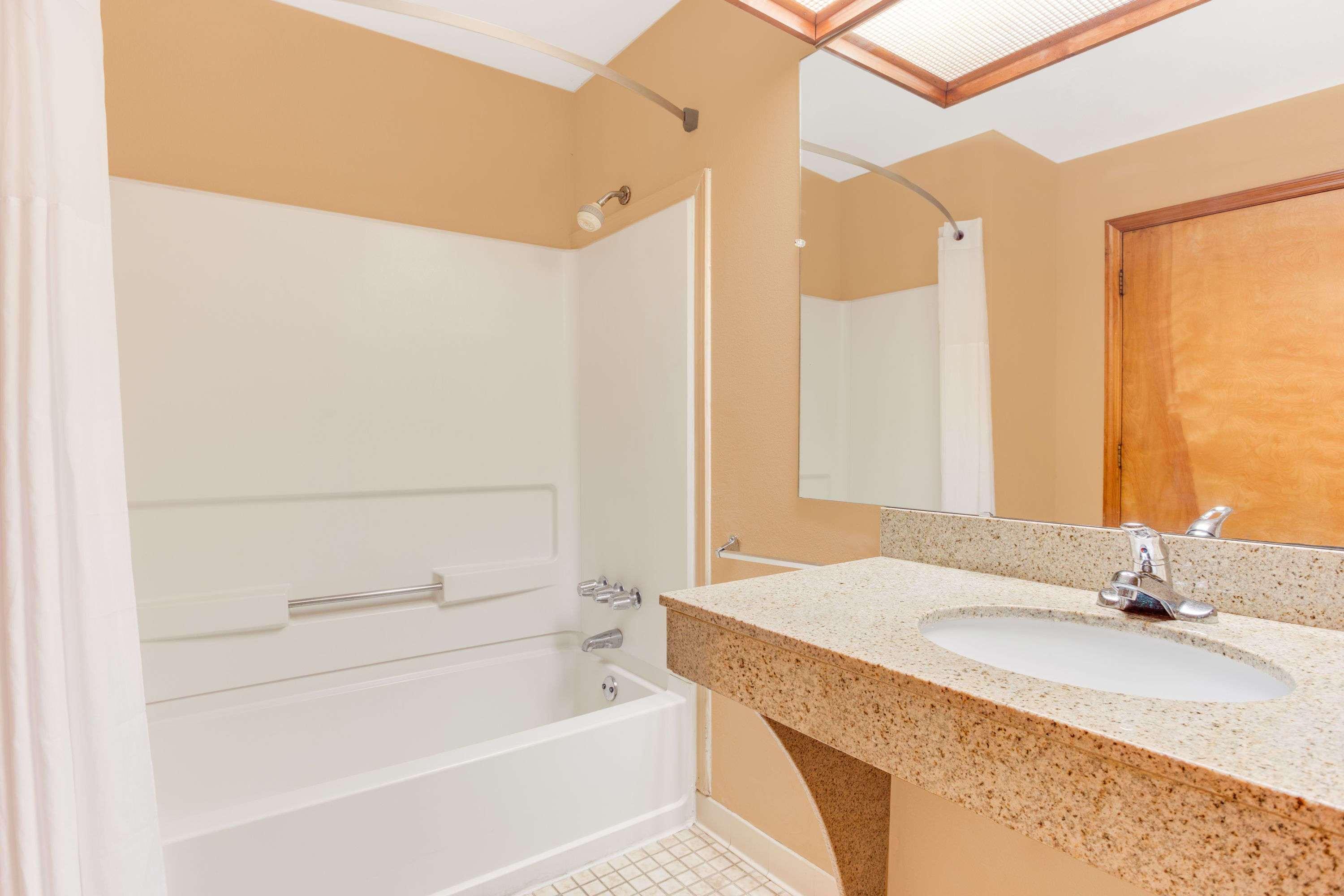 Americas Best Value Inn אייקן מראה חיצוני תמונה