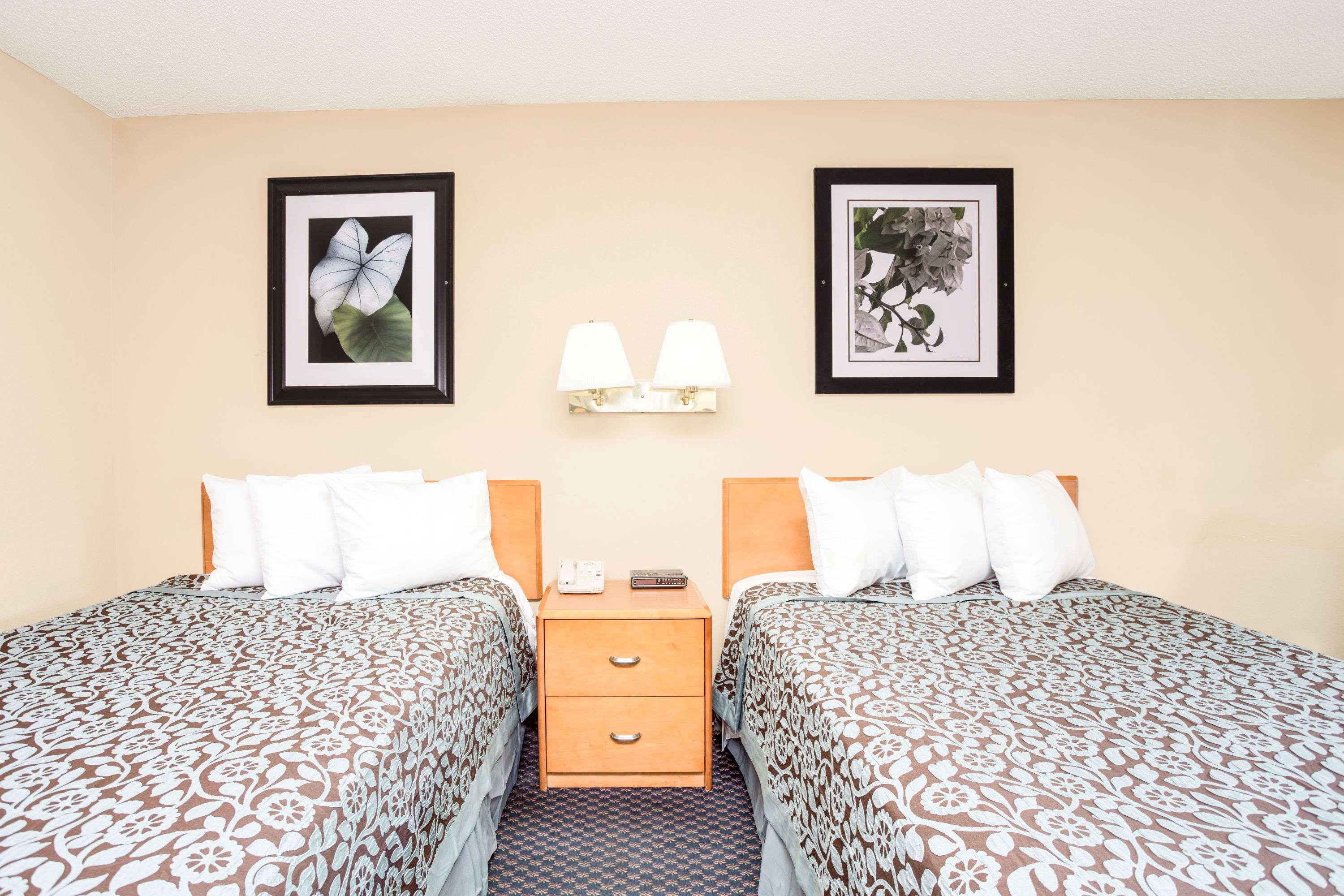 Americas Best Value Inn אייקן מראה חיצוני תמונה